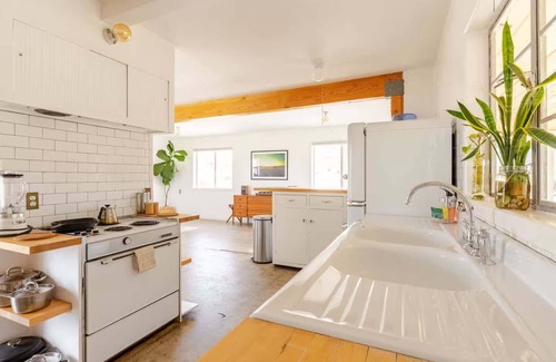 Panorama Heights House | Navigate Stays retreat W Hot Tub Bobs Homestead
