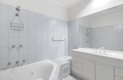 Port Lincoln Hotel | Navigators Motel