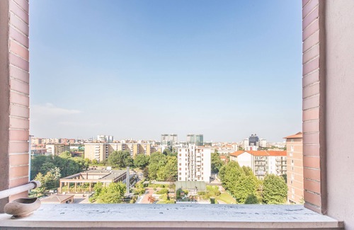 Lorenteggio House | Naviglio Grande Double Apartment
