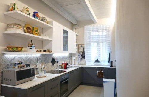 Lorenteggio Apartment | Naviglio Grande In Villa Milano