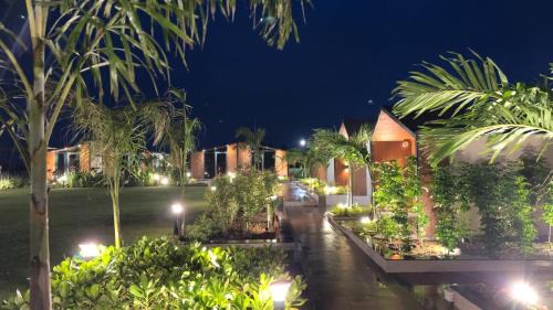 Rajpipla Hotel | Navjivan Resort