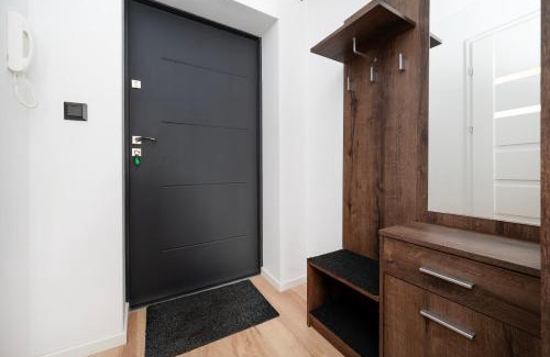Lodz Apartment | Nawrot Cosy Loft Studio by BookingHost