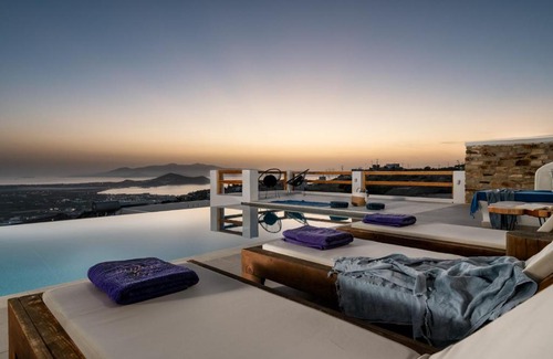 Naxos Town Villa | Naxos Skyline Luxury Villas