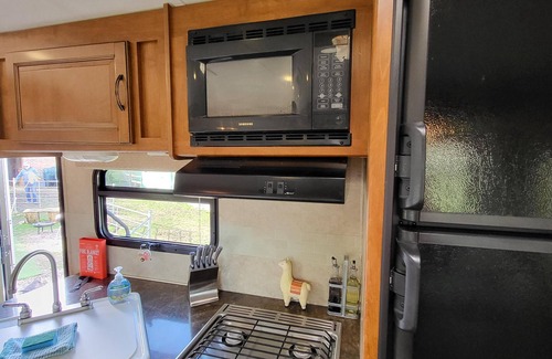 Wisbech Other | Nayeli Too Family RV-Family-Private Bathroom-Garde