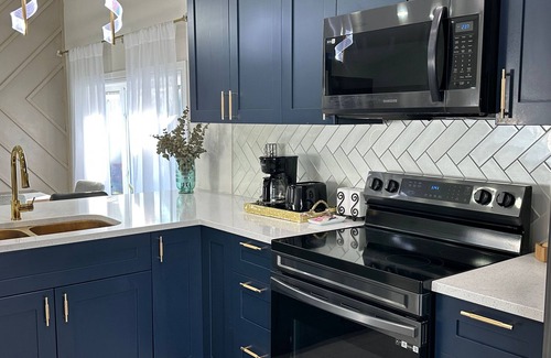 Citrus Park House | nBlue Orchid EscapenCharming 2-bedroom house
