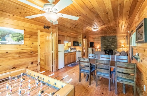 Bryson City Cabin | NC Cabin in Bryson City, Near NOC and Hiking! Smokey Mountains