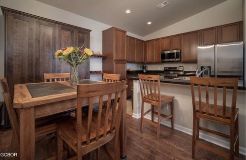 Silvercreek Condo | nCozy Fall Retreat, Granby Ranch Condo with Fireplace & Views