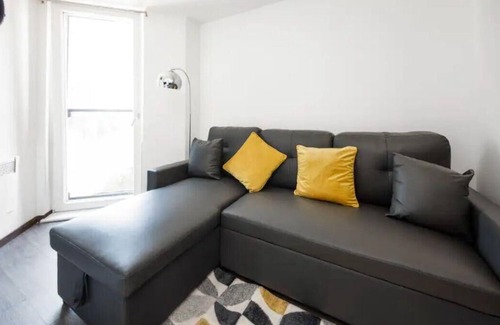 Olton Apartment | nCozy One-bed flat Near Airport