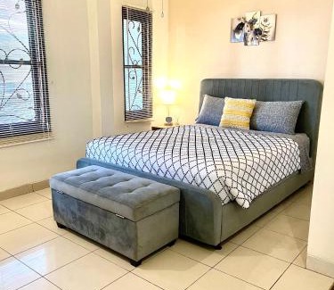 Yogyakarta Bed & Breakfast | Ndalem Suryo Guesthouse