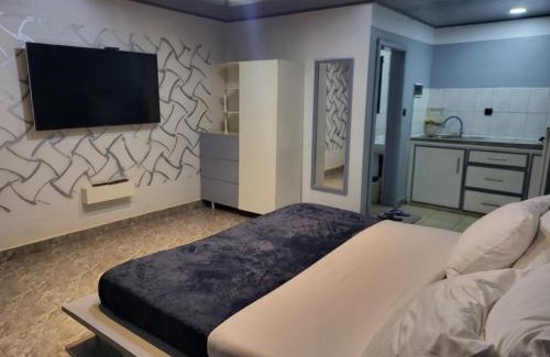 Bafoussam Apartment | Ndouha House