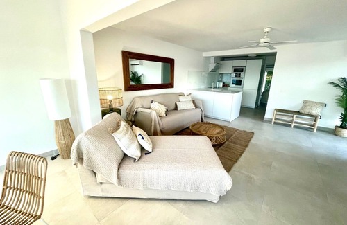 Nettle Bay Apartment | New on the beach VILLA MALAKA Panoramic sea view swimming pools tennis