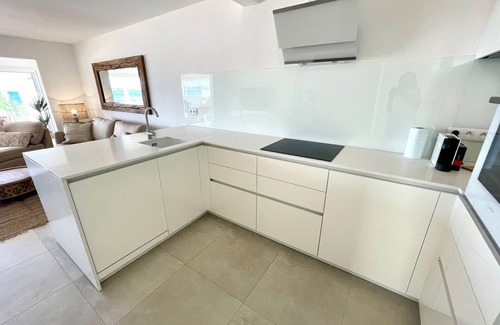 Nettle Bay Apartment | New on the beach VILLA MALAKA Panoramic sea view swimming pools tennis