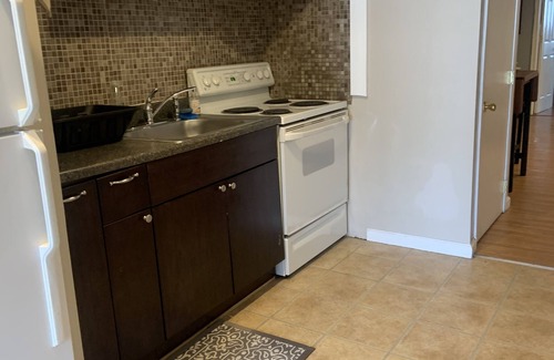 Northeast Philadelphia House | NE Philadelphia Relaxed Apt near Pennypack Park