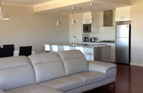 Emu Flat Villa | Neagles Retreat Villas