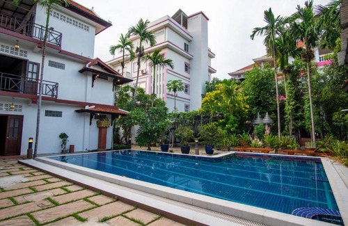 Downtown Siem Reap Cabin | NeakBong Residence