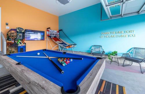 Commerce City House | Near Airport, 3BR, Stock Tank Pool, Mini-Golf, Game Rm