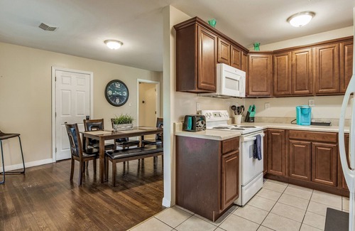 Southeast Pensacola House | Near Airport, Hospitals, and Shopping