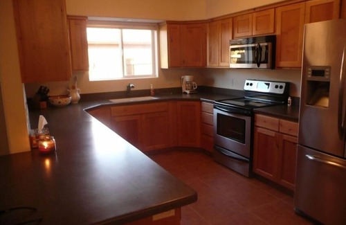 Moab House | Near Arches & Canyonlands-in Town-Indoor Pool-Cottonwood Home