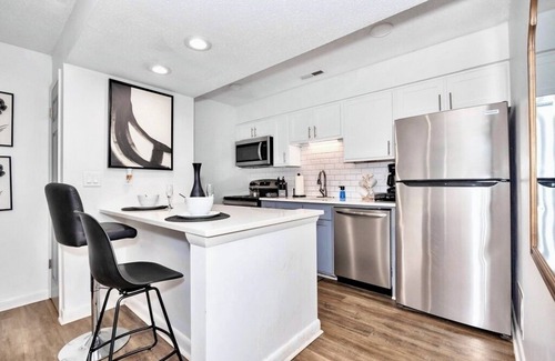 Normal Apartment | Near Arsenal& University