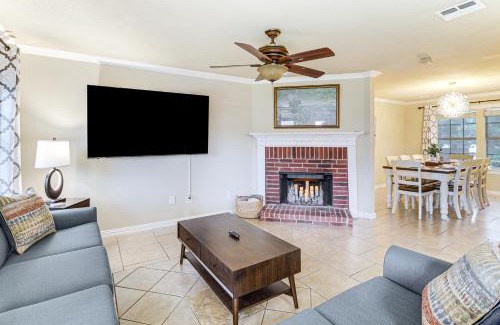 South Arlington House | Near ATandT Stadium and Six Flags Texas Family Home!