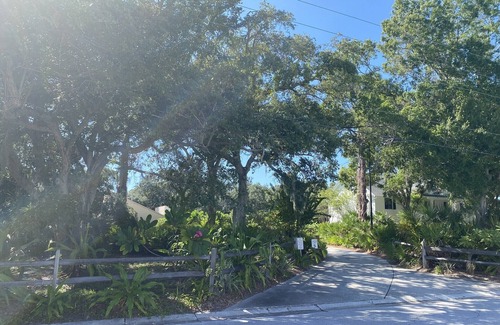 Seminole Apartment | Near Beach, Pool, Paradise Awaits, Adult Only “The West Wing”