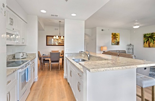 Bonita Springs Condo | Near Beaches, shopping and restaurants