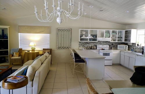 Riviera Beach House | Near Beautiful Gulf Waters - Stylish Private Cottage