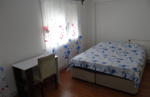 Bornova Apartment | Near Bornova Metro Station Kucukpark Square Private Room