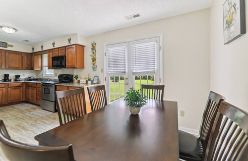Piney Green House | Near Camp Lejeune: Jacksonville Getaway