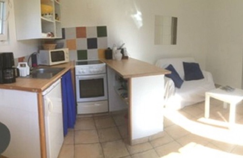 Carnoux-en-Provence House | NEAR CASSIS. HOUSE T2 COZY ISOLATED AT THE BOTTOM OF GARDEN