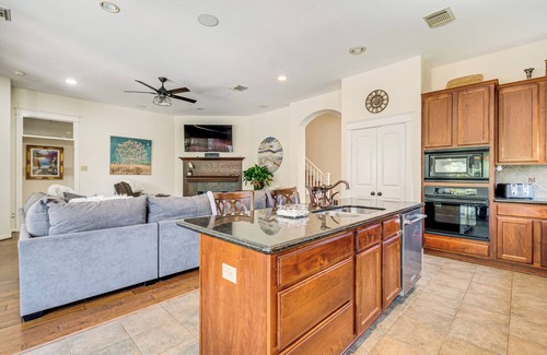 The Woodlands House | Near Cynthia Woods Mitchell Pavilion: Family Home!