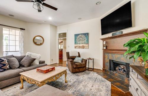 The Woodlands House | Near Cynthia Woods Mitchell Pavilion Family Home!