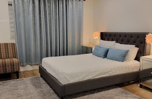 Buena Park Condo | Near Disneyland Knott's Berry & Farm