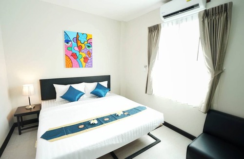 Sanambin Hotel | Near Don Muang Airport Double bed Room with ABF