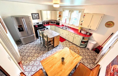 Bloomington House | Near downtown, 1 bedroom house