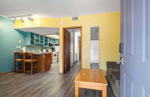 Moab House | Near Downtown Adventure Nest - Rose Tree 4