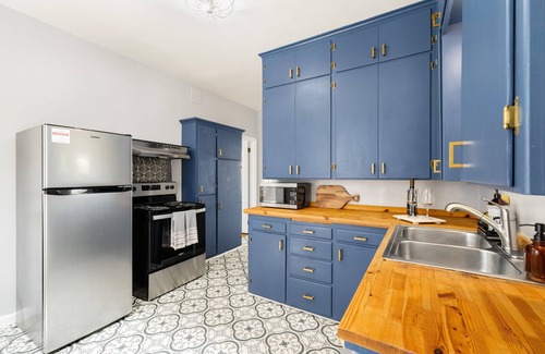 North End Apartment | Near Downtown & Best Restaurants. Central AC. Pet Friendly