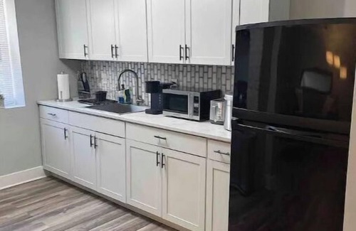 Ruffin Apartment | Near Downtown Greensboro & UNCG/NCAT Suite