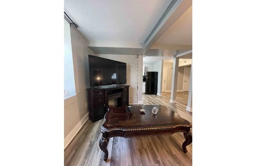 Ruffin Apartment | Near Downtown Greensboro & UNCG/NCAT Suite