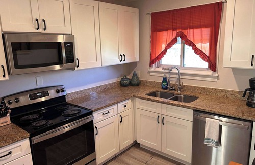 Garden City House | Near Downtown, River, & Airport! Garden City Bliss