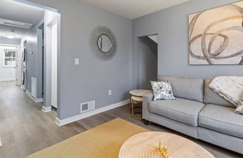 Syracuse Apartment | Near Downtown, SU, DestinyUSA