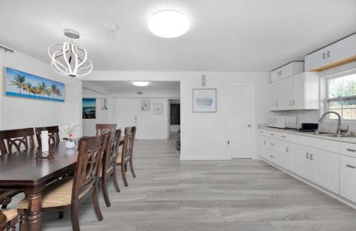 Fort Walton Beach House | Near Fort Walton Beach, peaceful 5 bedrooms house