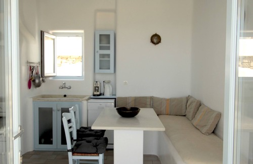 Drios House | Near Golden Beach - Villa with private Pool and amazing view to the Aegean
