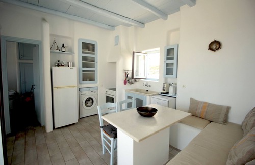 Drios House | Near Golden Beach - Villa with private Pool and amazing view to the Aegean