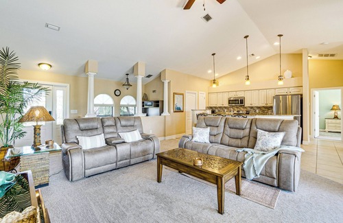 White Marsh House | Near Golf & Beaches: Luxe Home in Rotonda West!