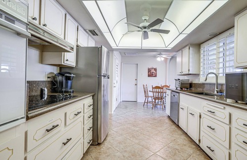Sun City West House | Near Golf & Spring Training: Sun City West Retreat