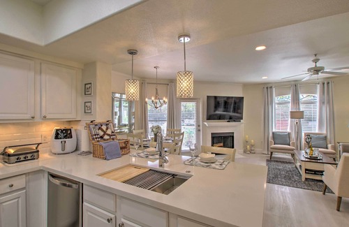 North Scottsdale Condo | Near Golfing: Scottsdale Condo w/Resort Amenities