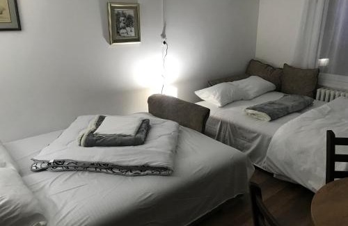 Vozdovac Apartment | Near Highway free parking apartment