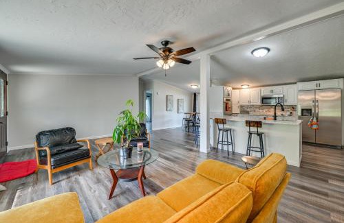 Stendal House | Near Hiking and Fishing Dale Home with Deck!