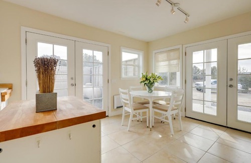 Cerrillos Apartment | Near Hiking Dog-Friendly Studio in Los Cerrillos